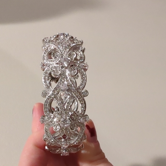 Rhinestone bracelet bangle Nordstrom - Picture 3 of 3